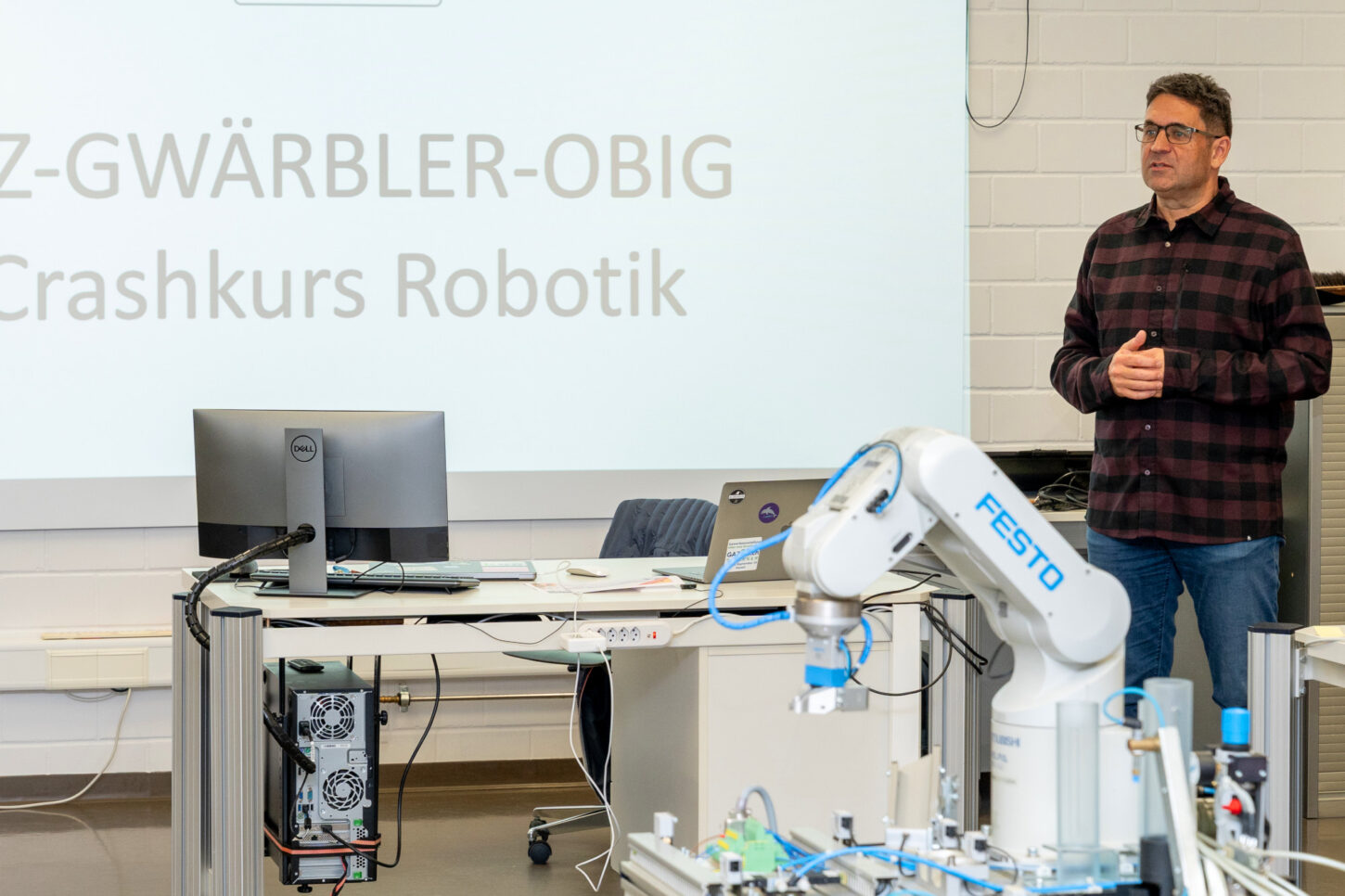 5. Gwärbler-Obig: Crashkurs Robotik mit Stefan Keller