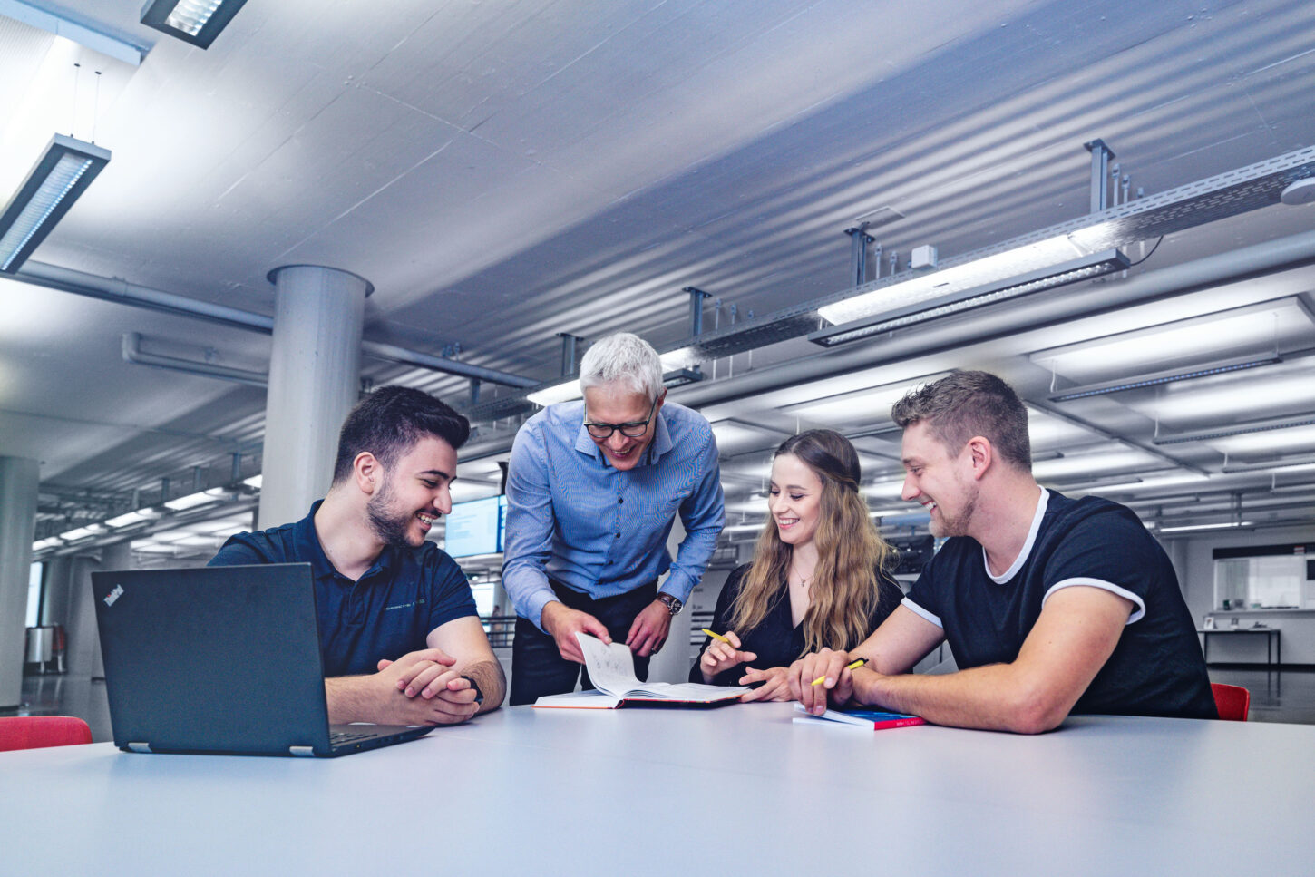 web-aula-lernen-gespraech-dsc2267-1